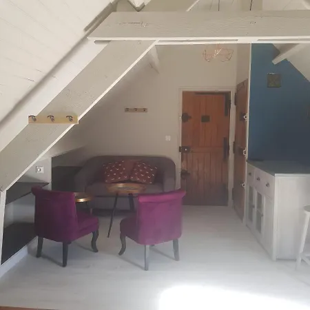 Les Equestre De Ninon דירה Moult