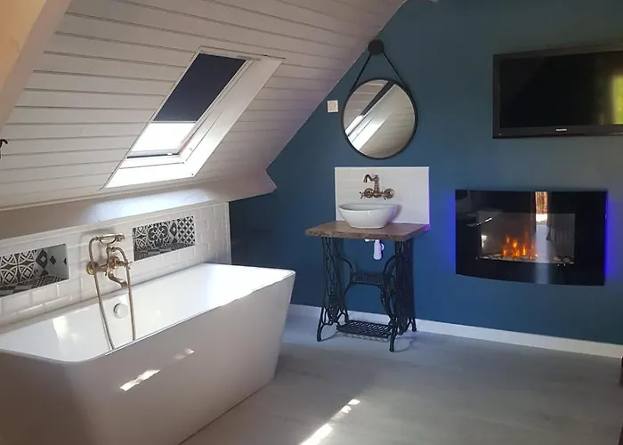 Les Equestre De Ninon * Moult